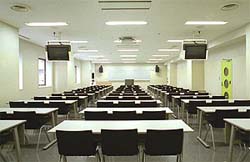 大研修室の室内風景