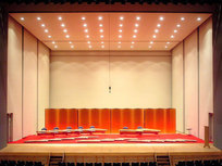 ホールステージの琴の演奏バージョン